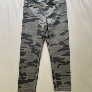 Athleta Girl Chit Chat Capri